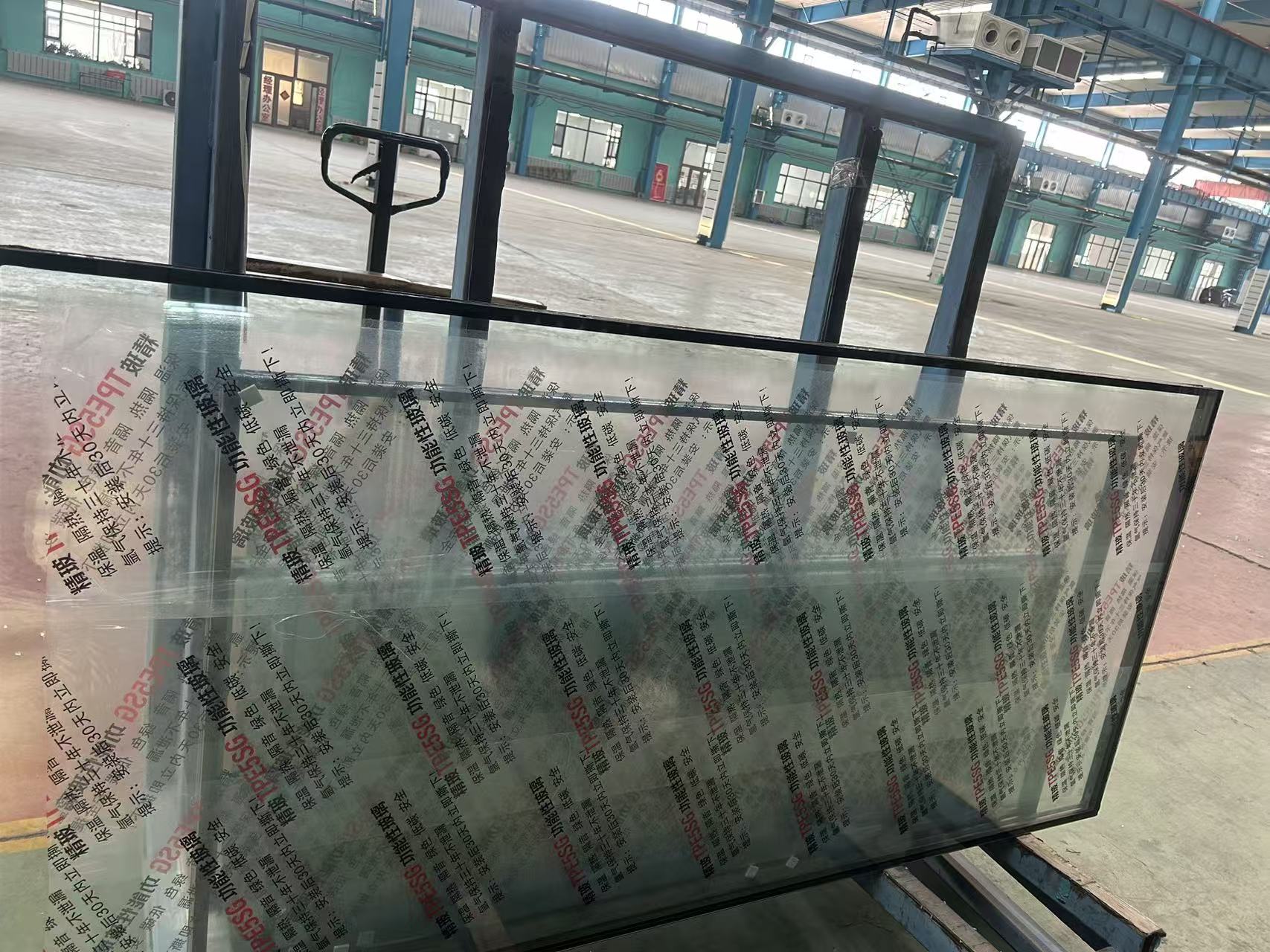 和田地区玻璃源头工厂钢化玻璃 - 方案